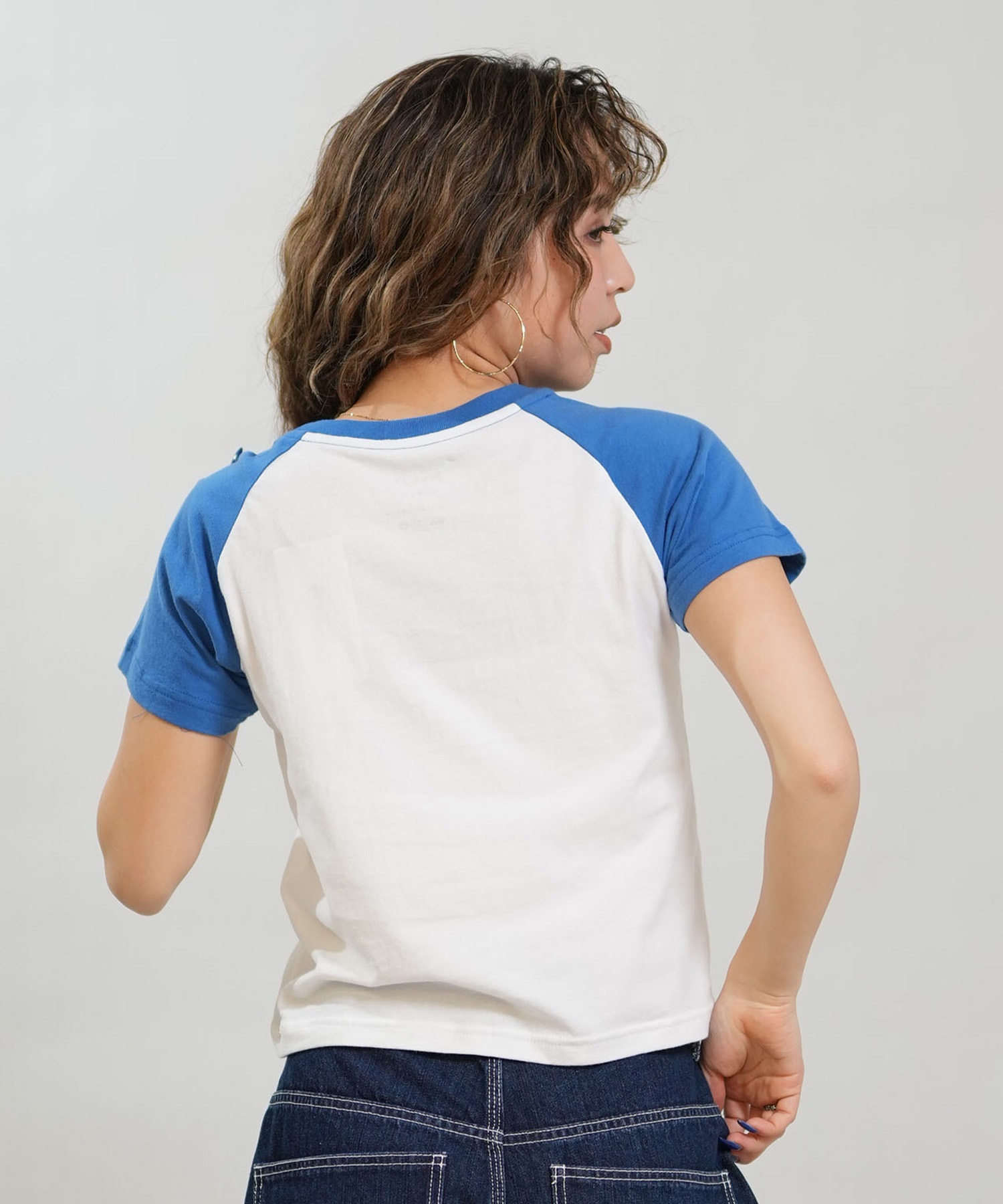 RVCA ルーカ 半袖 Tシャツ レディース クロップド丈 ショート丈 ROAM RAGLAN CROPPED BABY TEE BG043204(BLK-S)