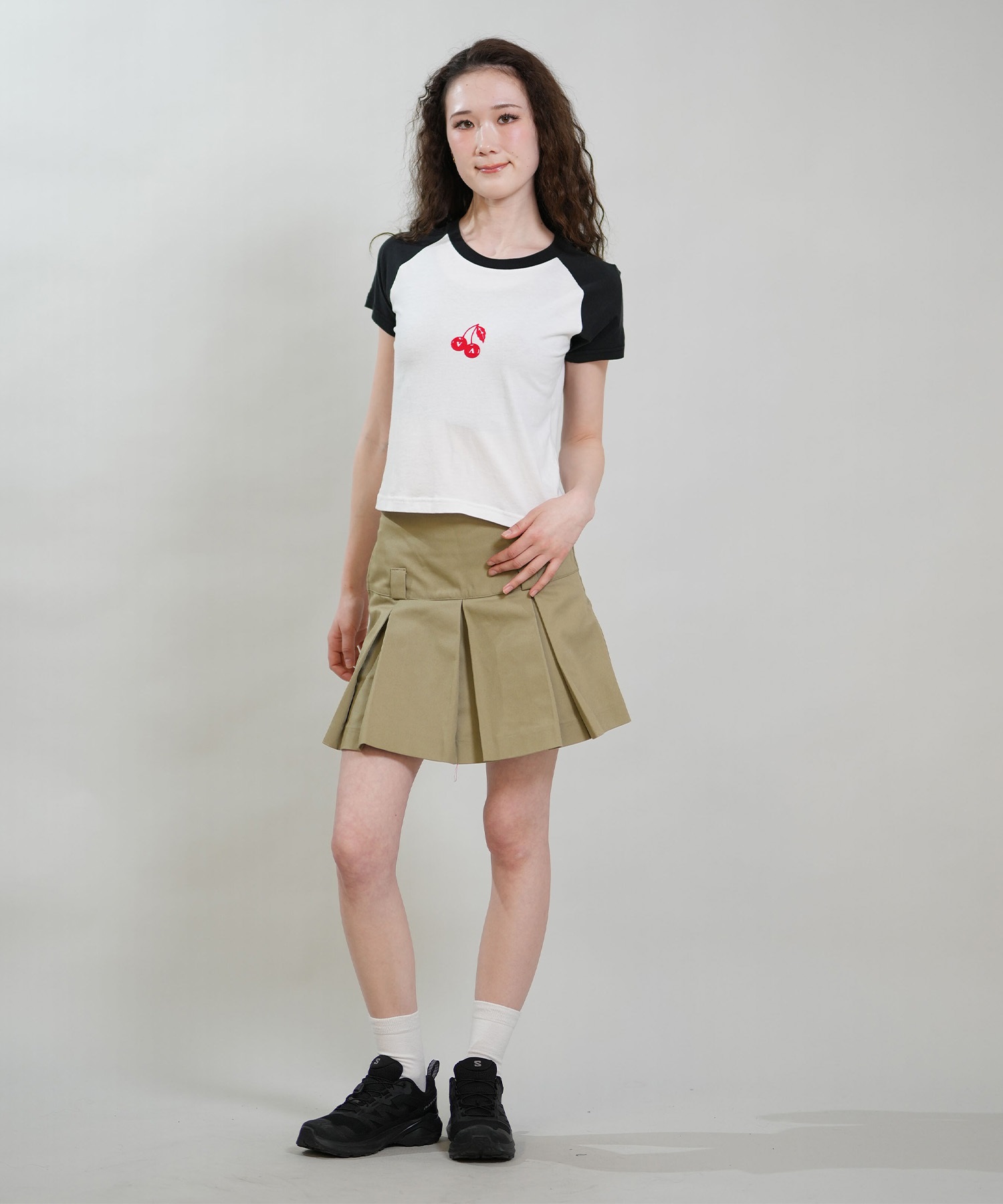 RVCA ルーカ 半袖 Tシャツ レディース クロップド丈 ショート丈 ROAM RAGLAN CROPPED BABY TEE BG043204(BLK-S)