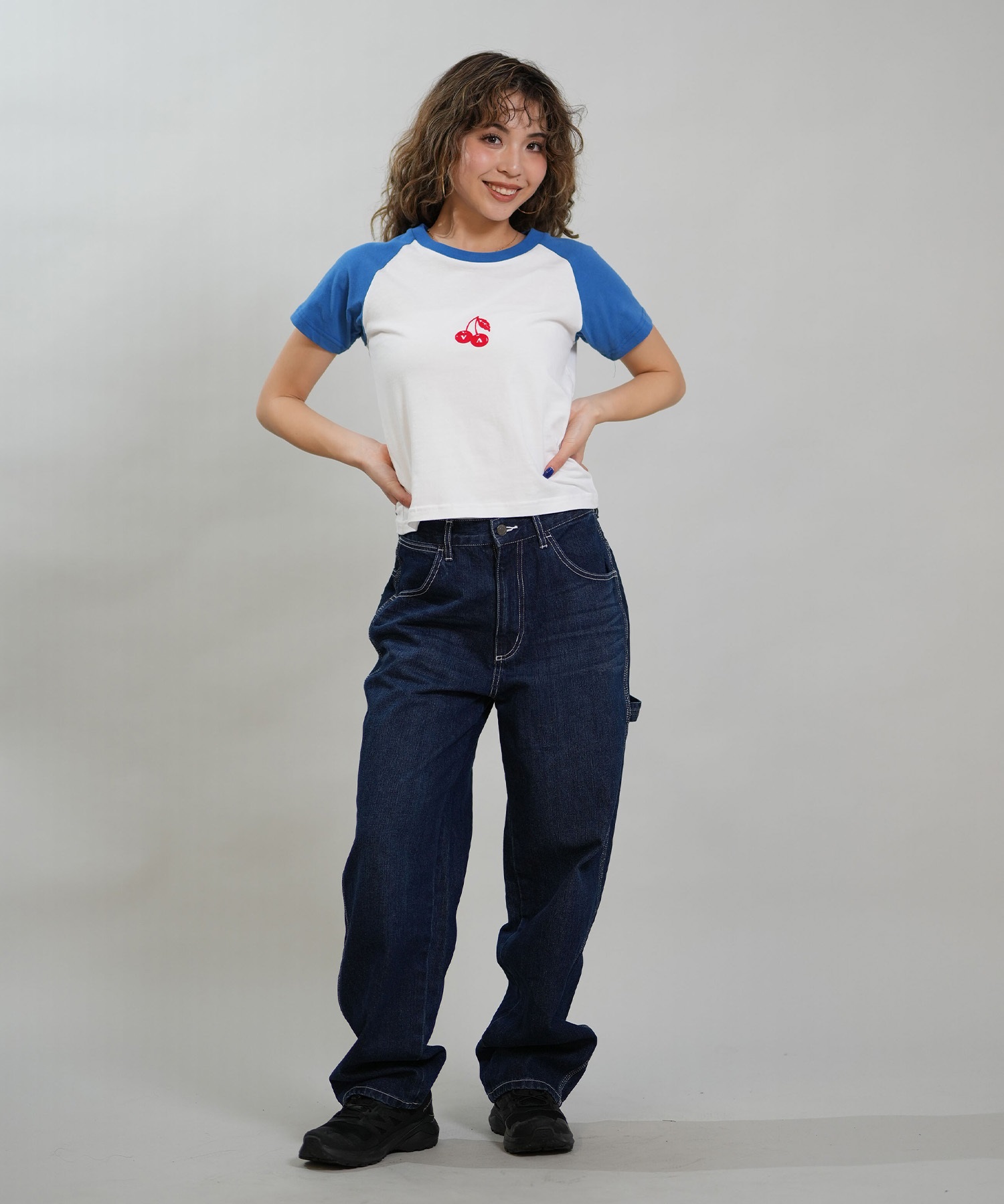 RVCA ルーカ 半袖 Tシャツ レディース クロップド丈 ショート丈 ROAM RAGLAN CROPPED BABY TEE BG043204(BLK-S)