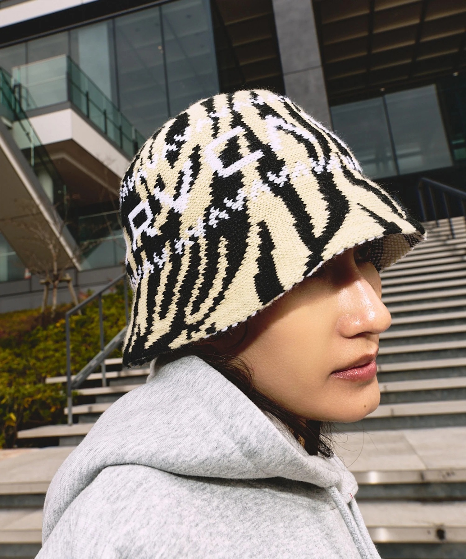RVCA ルーカ ハット バケハ バケットハット CROCHE GRANMA KNIT HAT