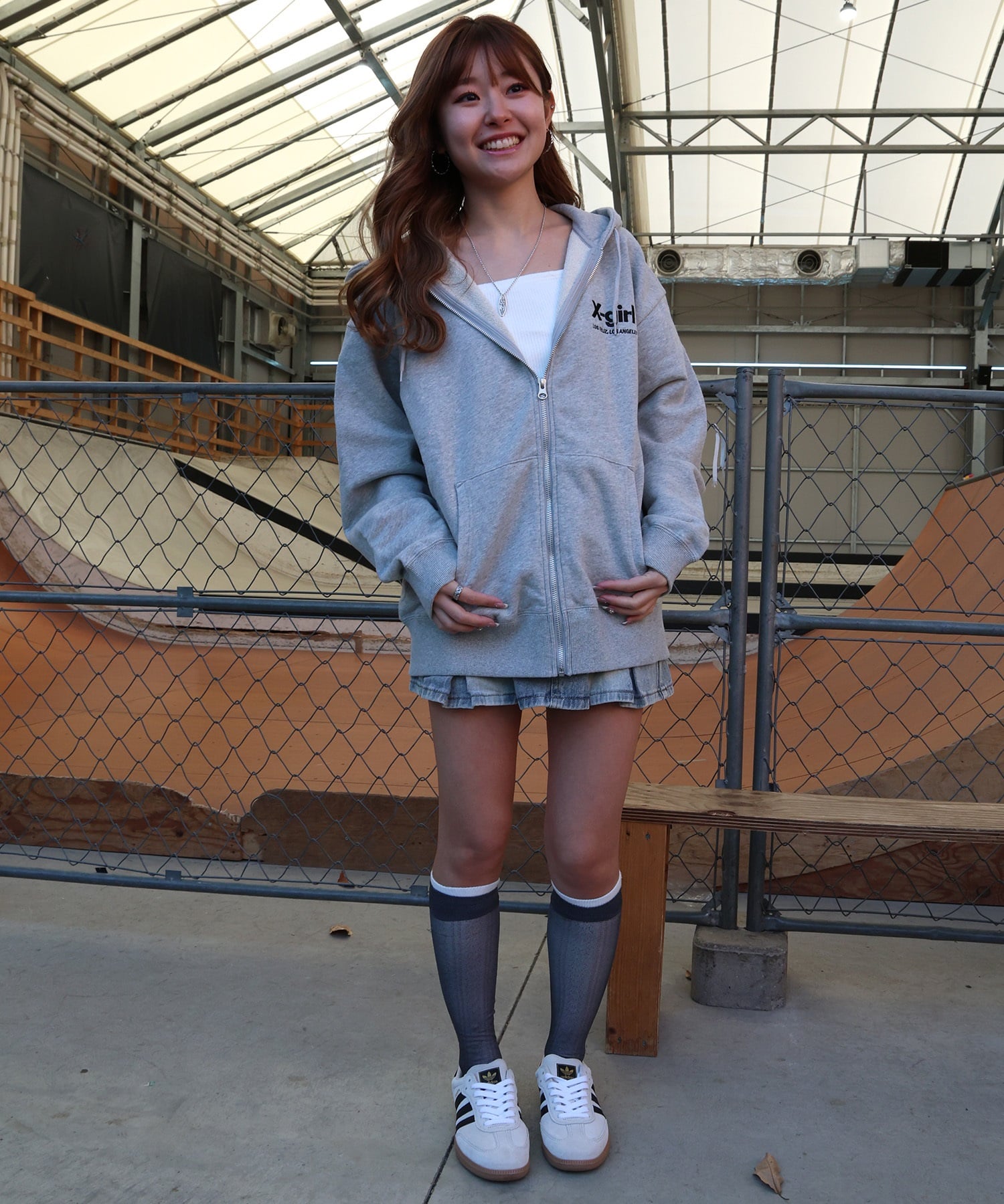 X-GIRL エックスガール ジップアップ パーカー レディース バックロゴ 裏毛 105254012027 ムラサキスポーツ限定(BLACK-S)