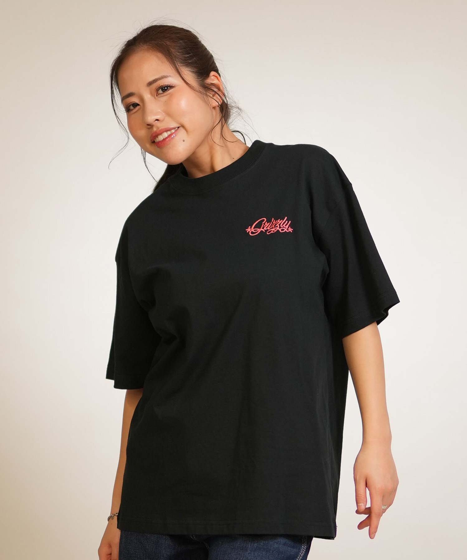 貴重OnLabsTokyo ブラックTシャツレディースS限定Tシャツ GRIZZLY グリズリー 半袖 Tシャツ レディース バックプリント PUZZLE