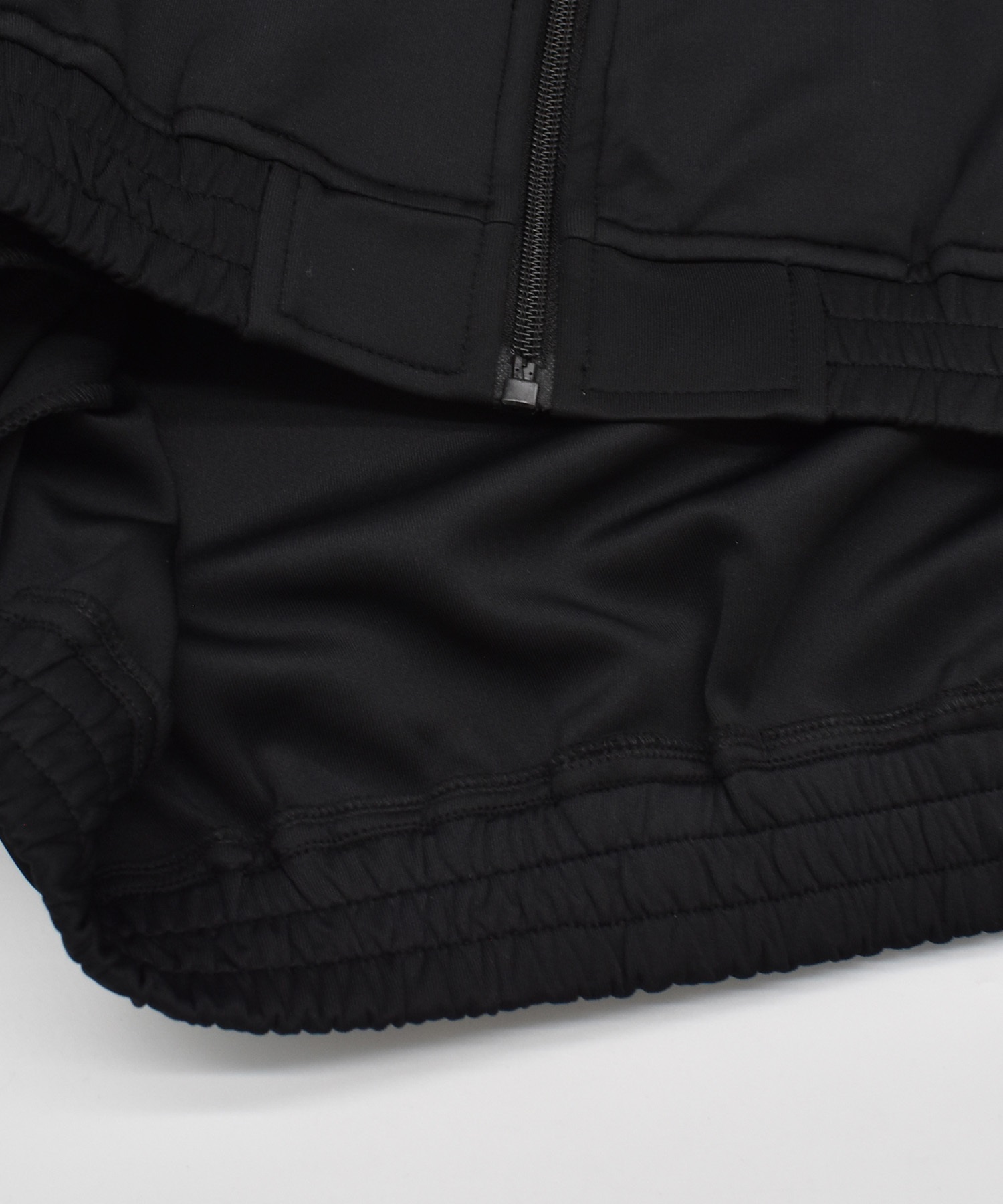 【予約商品 5月上旬より順次発送】UMBRO アンブロ × ALAN SHIRAHAMA カット トラックジャケット UM26SSAL-TP01(BLACK-M)