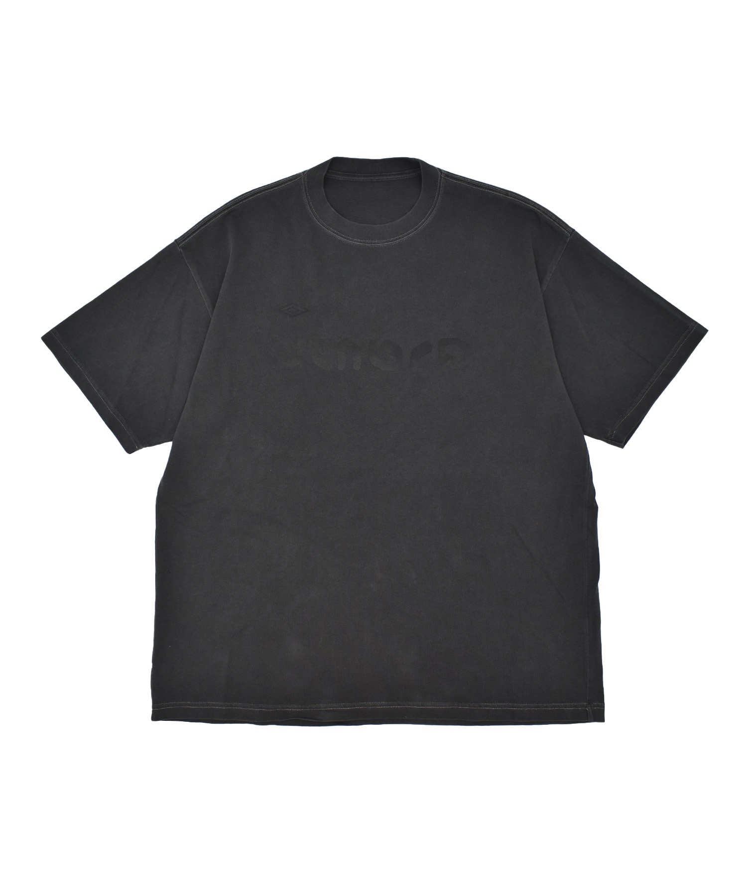 【予約商品 5月上旬より順次発送】UMBRO アンブロ × ALAN SHIRAHAMA 半袖 Tシャツ UM26SSAL-CS01(C.GRAY-M)