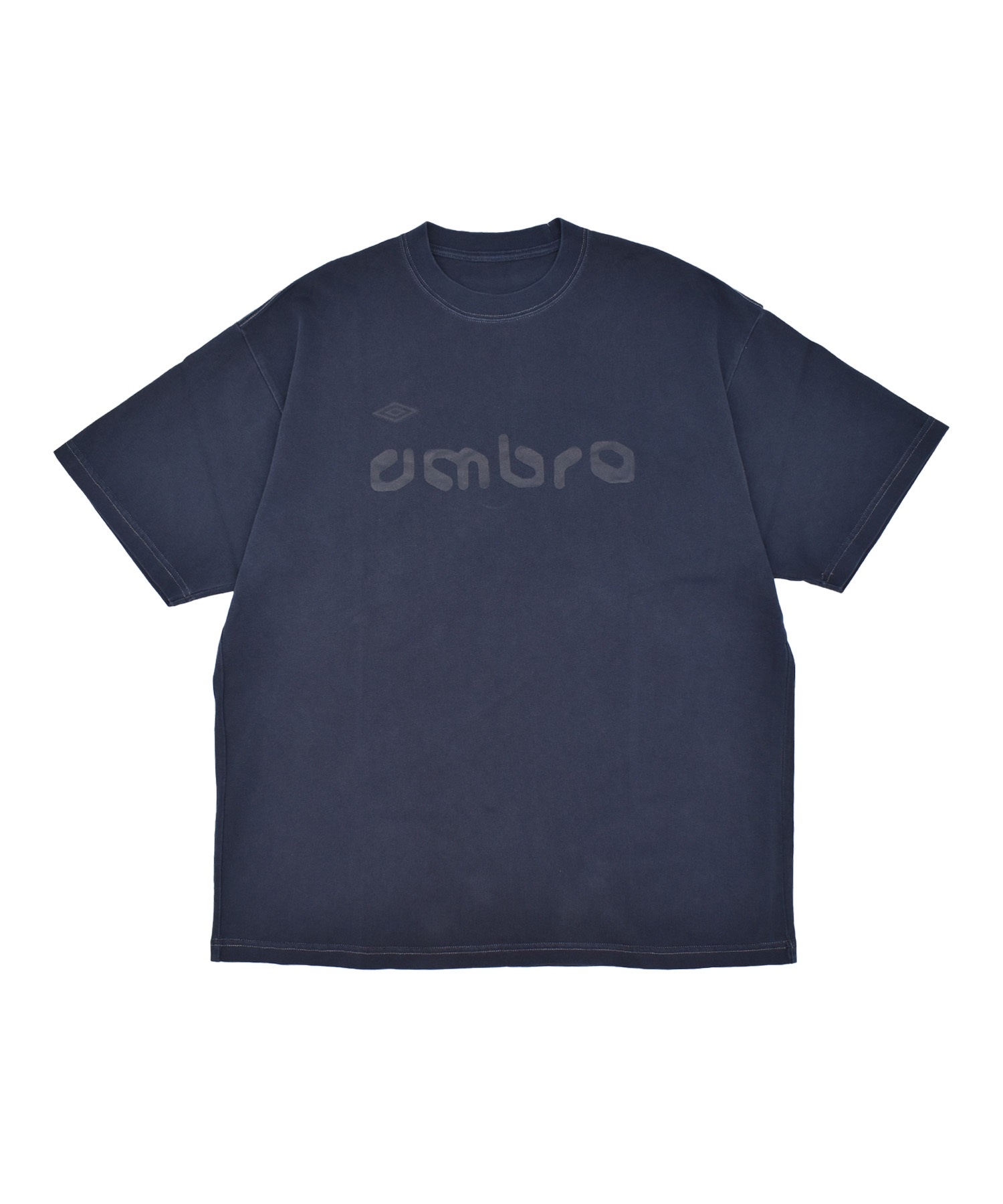【予約商品 5月上旬より順次発送】UMBRO アンブロ × ALAN SHIRAHAMA 半袖 Tシャツ UM26SSAL-CS01(C.GRAY-M)