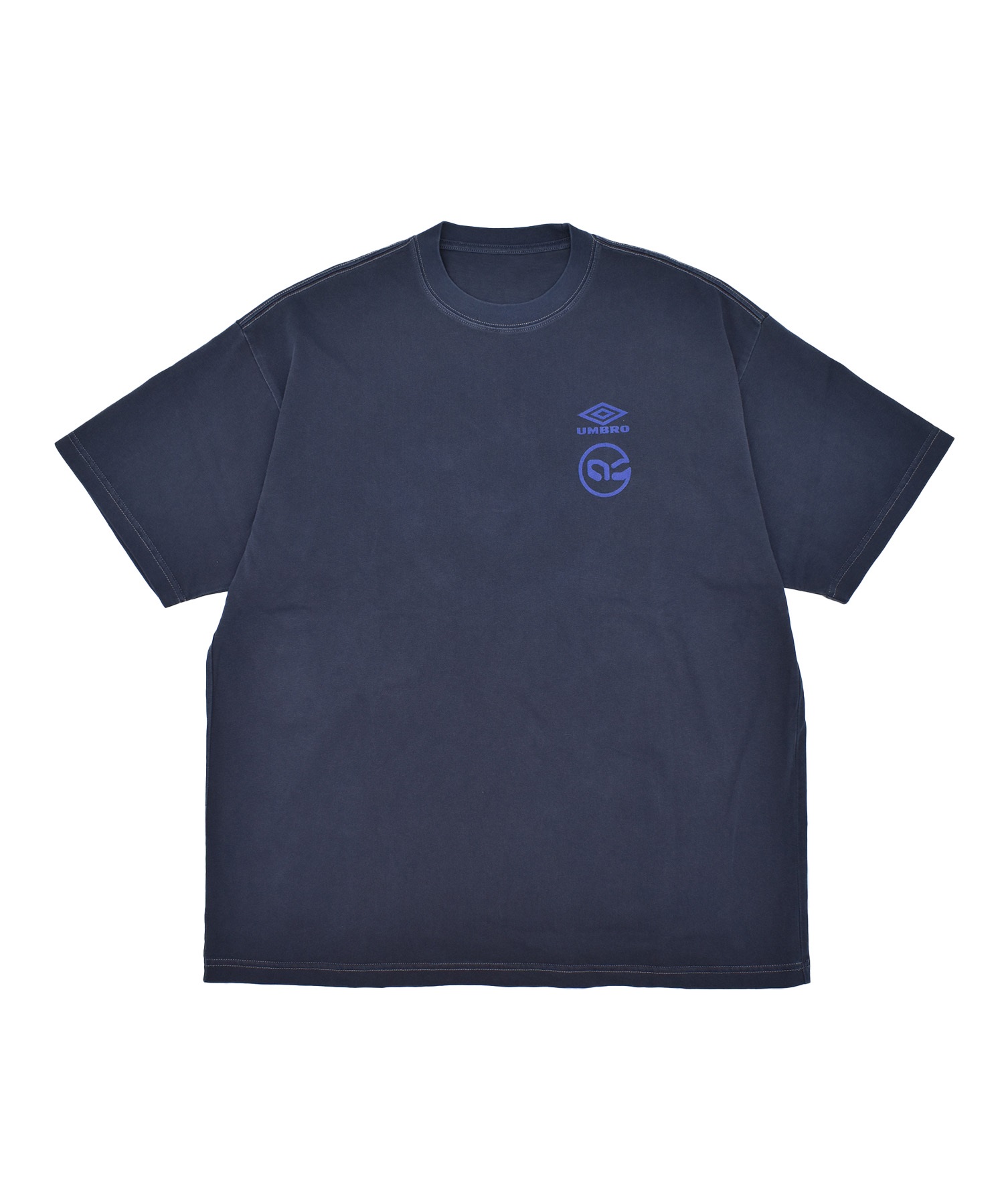 【予約商品 5月上旬より順次発送】UMBRO アンブロ × ALAN SHIRAHAMA 半袖 Tシャツ UM26SSAL-CS02(WHITE-M)