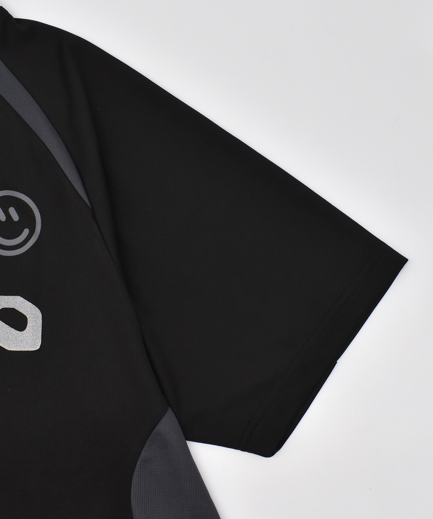 【予約商品 5月上旬より順次発送】UMBRO アンブロ × ALAN SHIRAHAMA ゲームシャツ 半袖 Tシャツ UM26SSAL-GS01(BLACK-M)