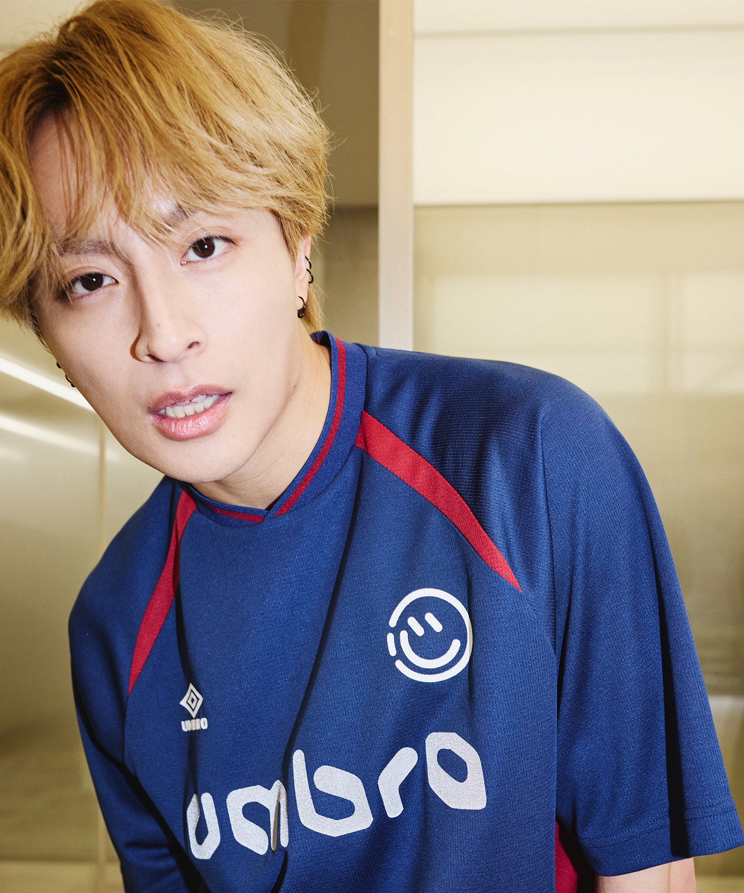 【予約商品 5月上旬より順次発送】UMBRO アンブロ × ALAN SHIRAHAMA ゲームシャツ 半袖 Tシャツ UM26SSAL-GS01(BLACK-M)