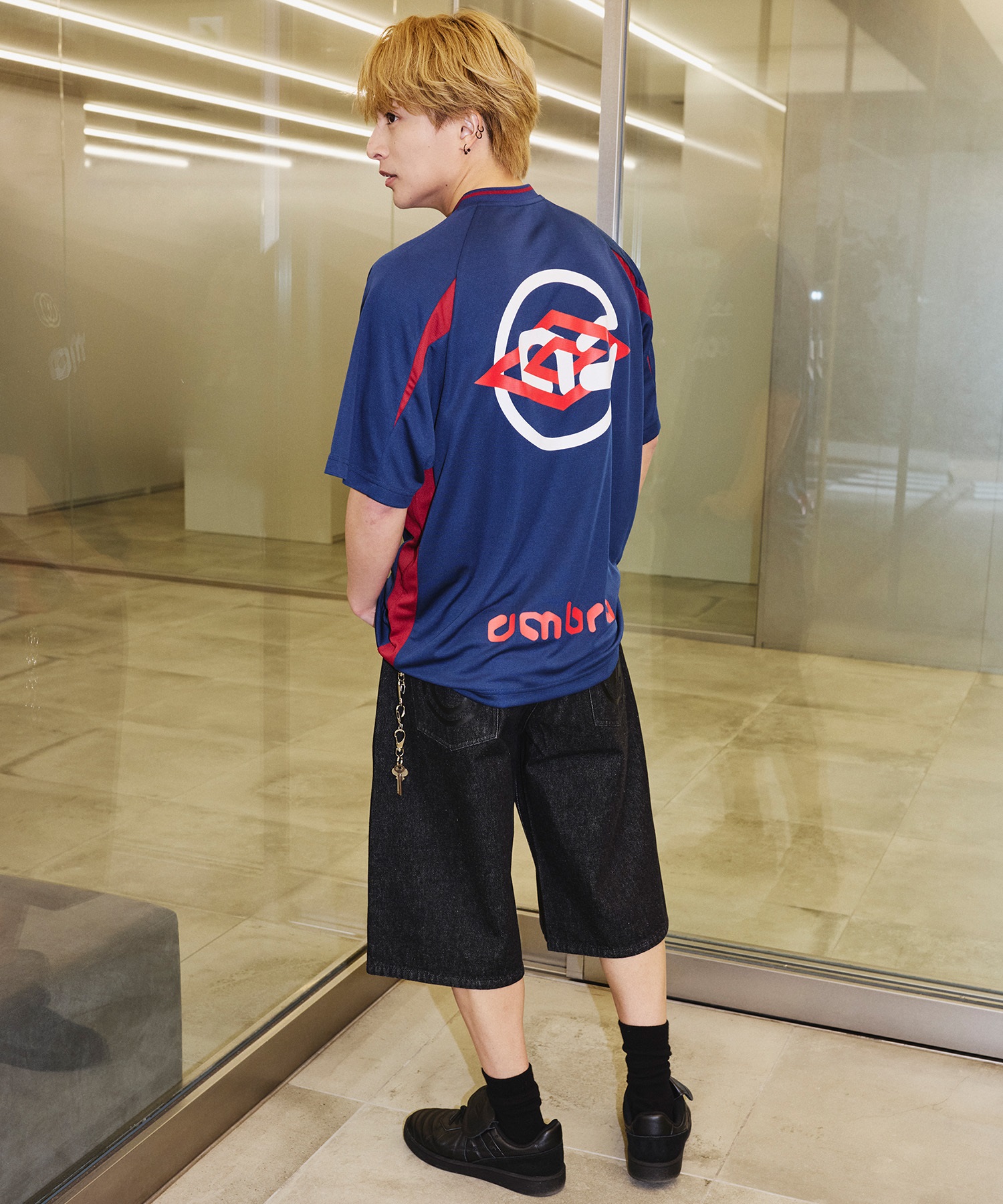 【予約商品 5月上旬より順次発送】UMBRO アンブロ × ALAN SHIRAHAMA ゲームシャツ 半袖 Tシャツ UM26SSAL-GS01(BLACK-M)