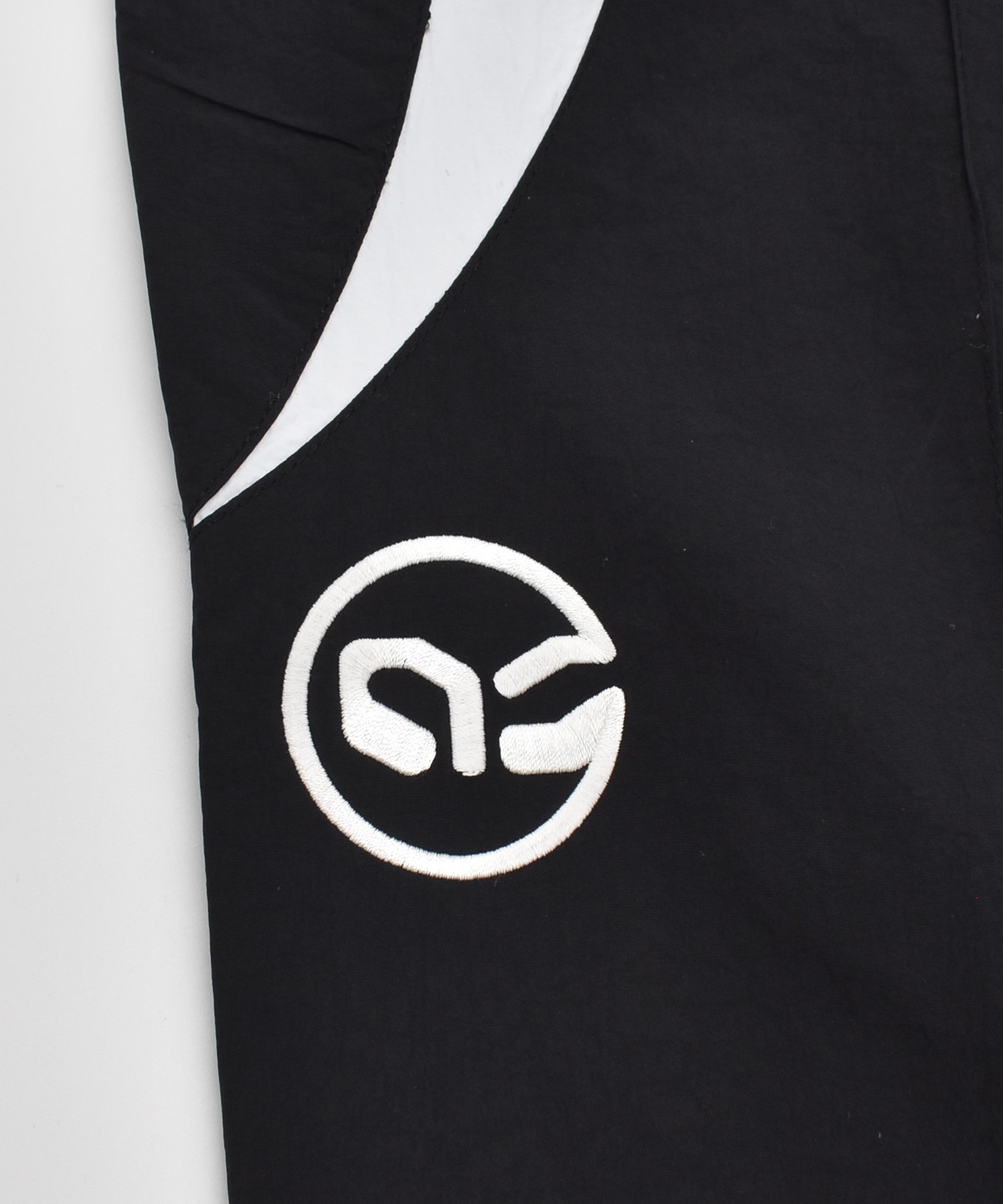 【予約商品 5月上旬より順次発送】UMBRO アンブロ × ALAN SHIRAHAMA トラックパンツ UM26SSAL-PT01(BLACK-M)