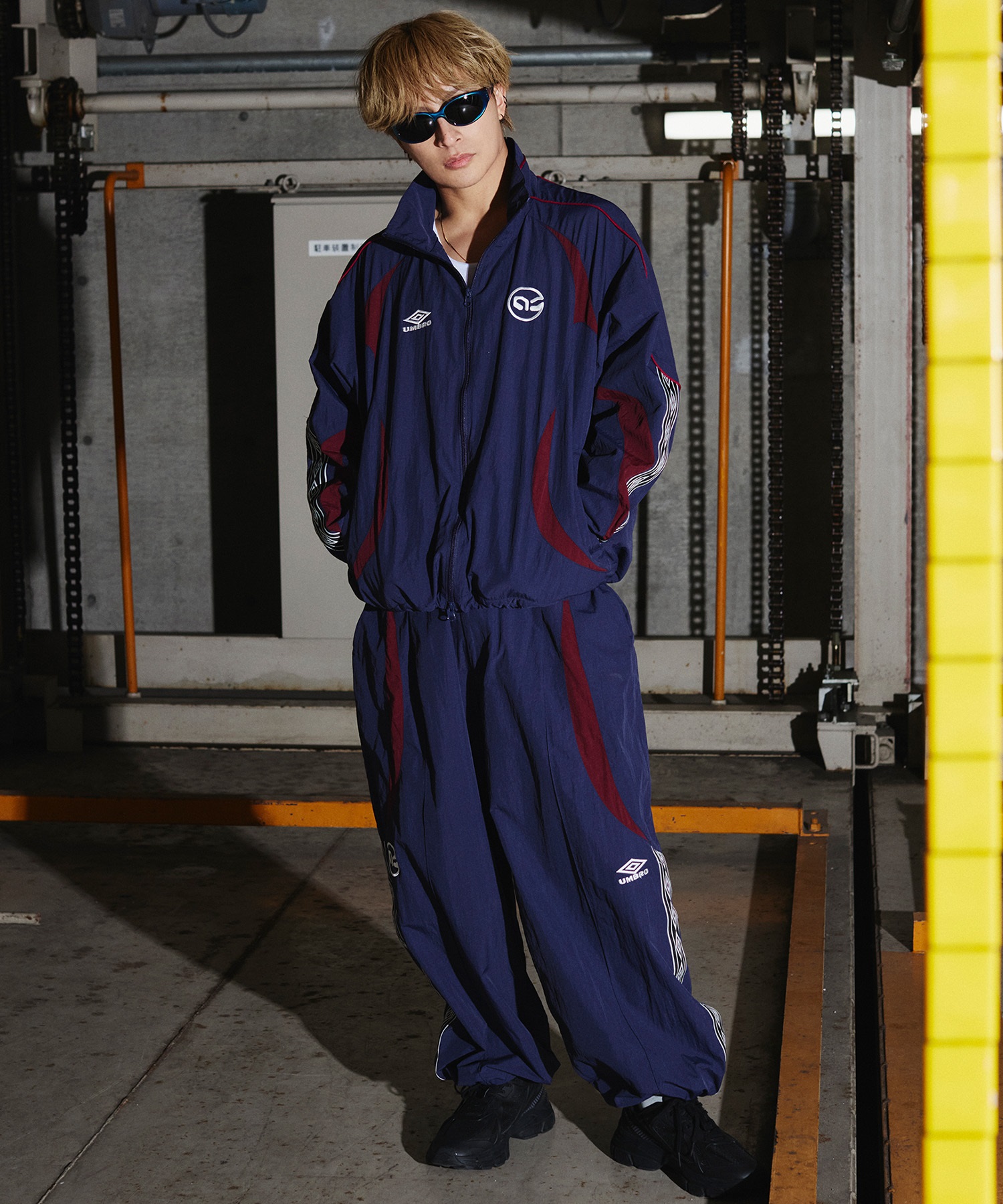 【予約商品 5月上旬より順次発送】UMBRO アンブロ × ALAN SHIRAHAMA トラックパンツ UM26SSAL-PT01(BLACK-M)