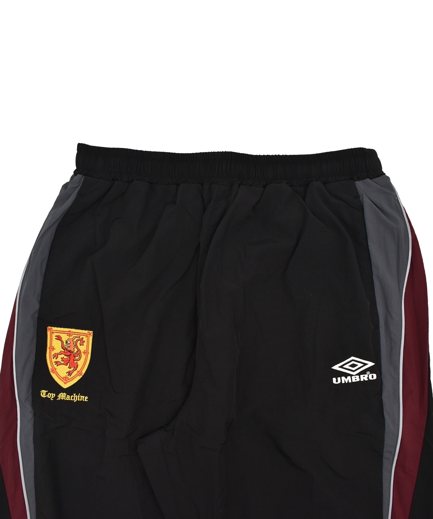 【予約販売】UMBRO アンブロ × TOY MACHINE トイマシーン コラボ トラックパンツ メンズ セットアップ対応 MD3726FWMSPT02 ムラサキスポーツ限定(BLACK-S)