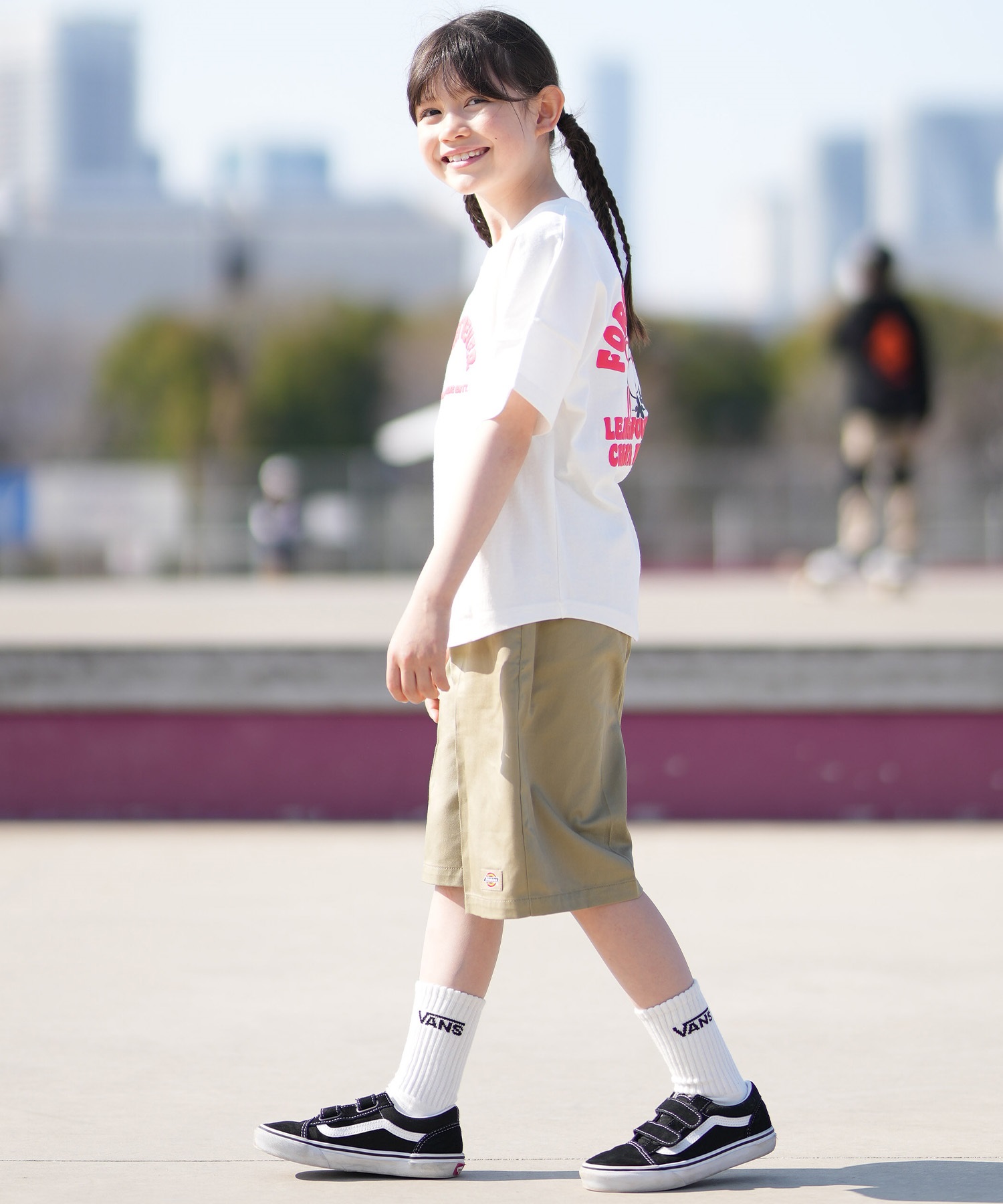 FORGET NEVER フォーゲットネバー 半袖 Tシャツ キッズ ジュニア 子供 グラフィックTシャツ 263OO3ST941FN ムラサキスポーツ限定(BLK-130cm)