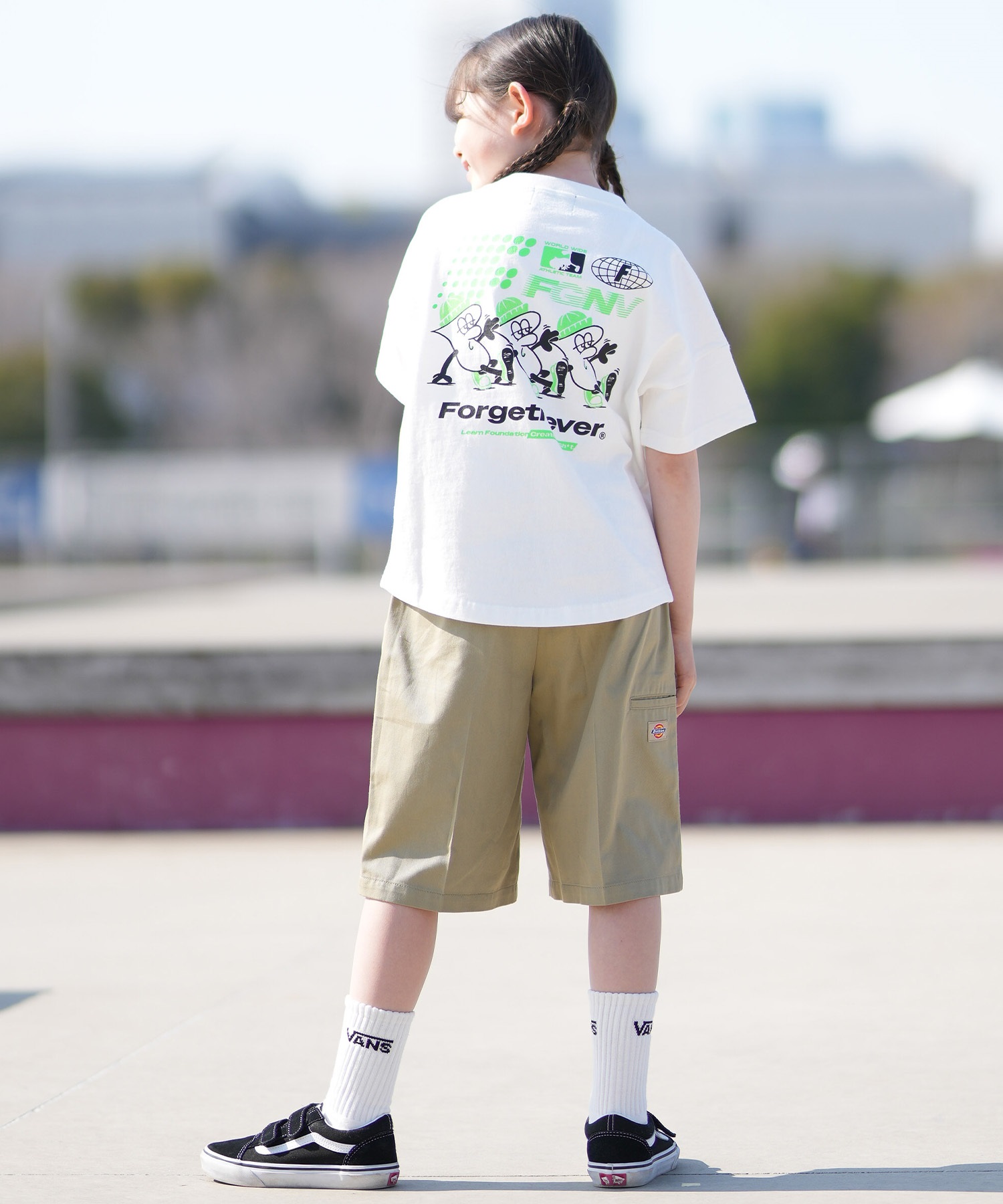 FORGET NEVER フォーゲットネバー 半袖 Tシャツ キッズ ジュニア 子供 グラフィックTシャツ 263OO3ST942FN ムラサキスポーツ限定(BLK-130cm)