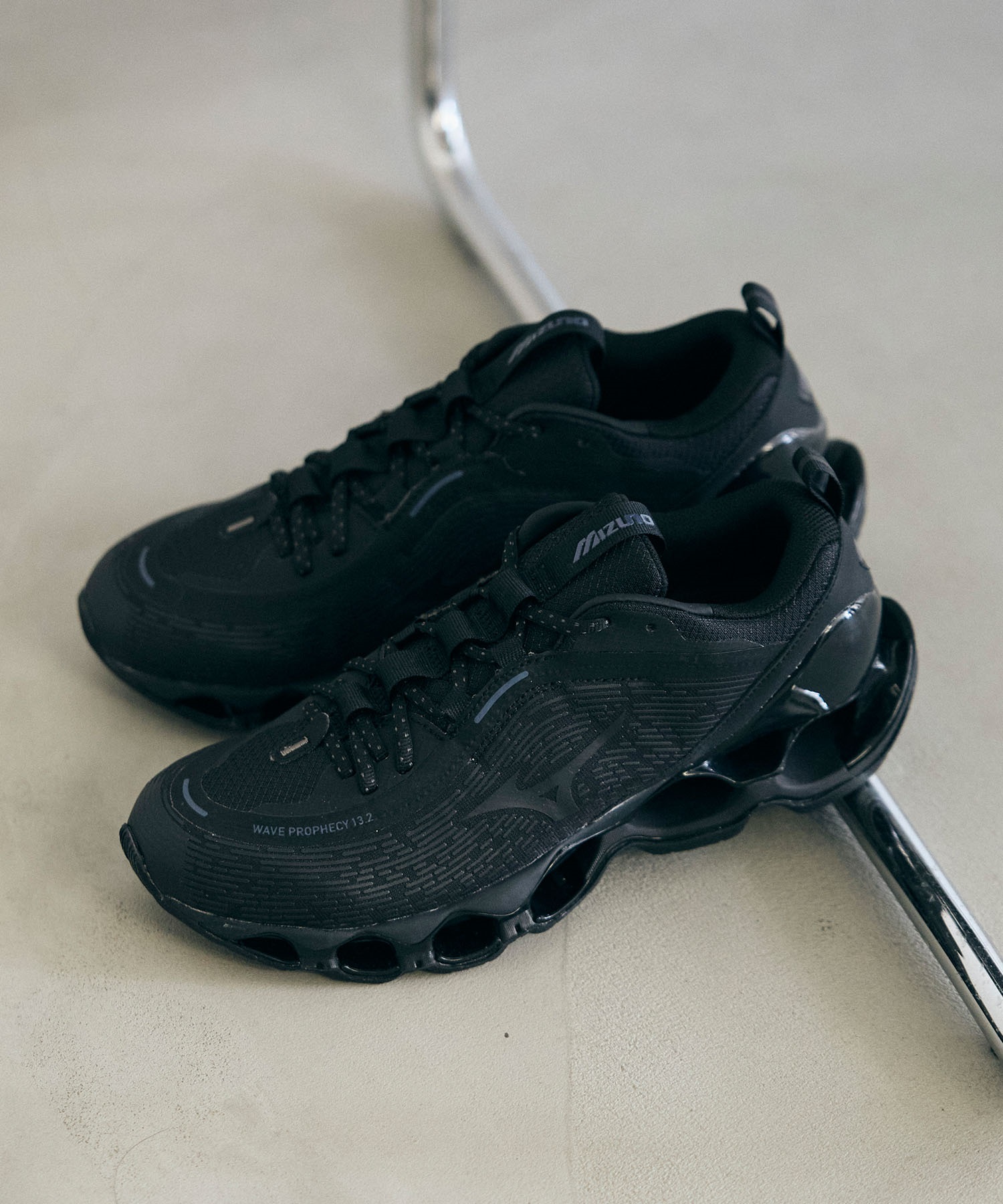 MIZUNO ミズノ スニーカー メンズ レディース WAVE PROPHECY 13.2