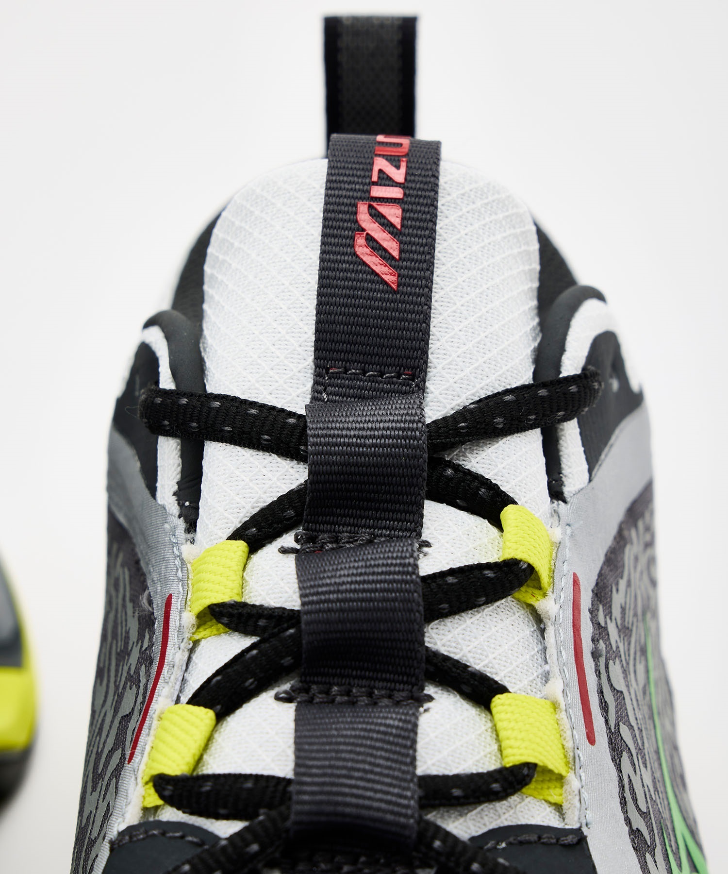 MIZUNO ミズノ ウェーブ プロフェシー 13.2 D1GA261301 シューズ