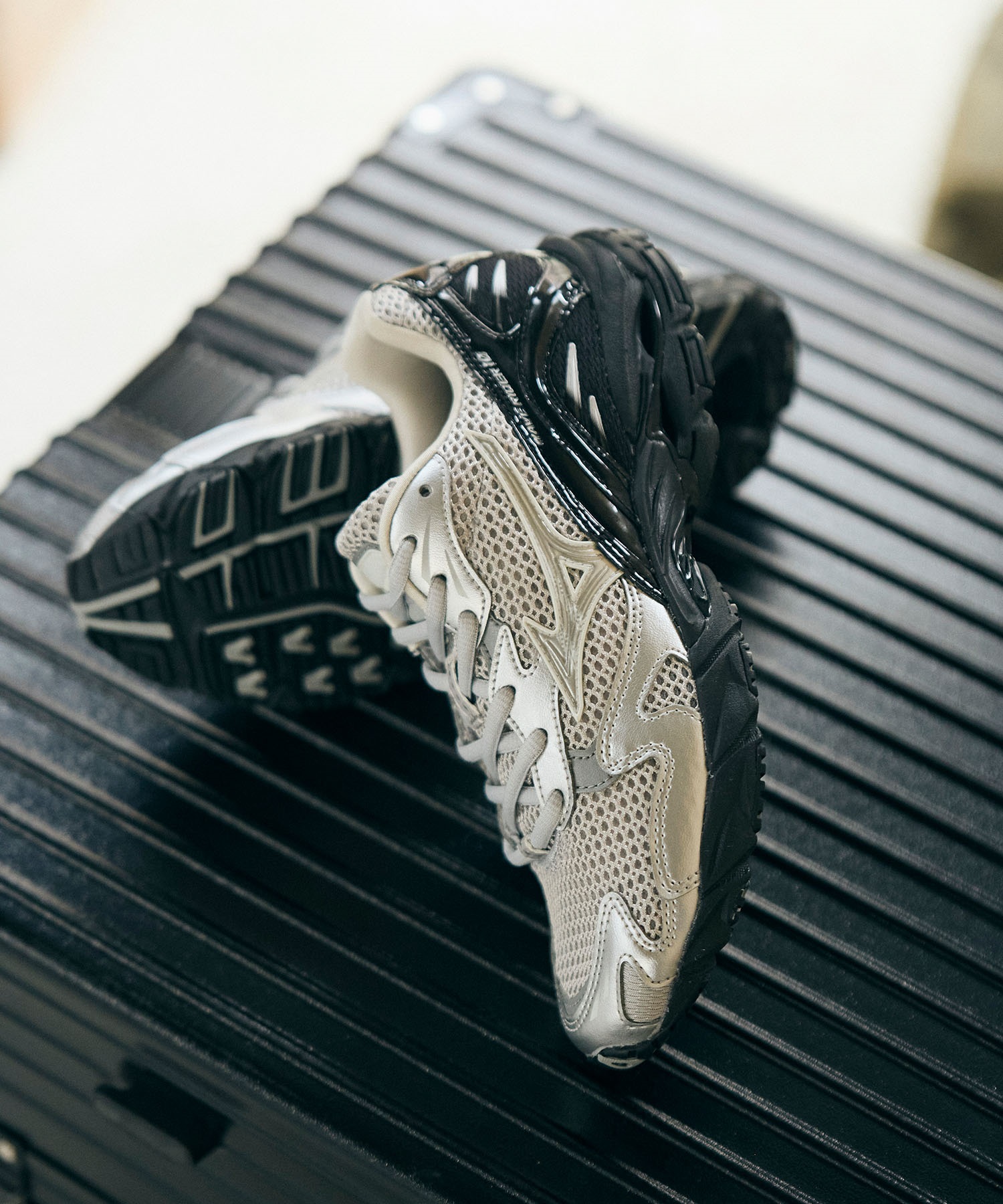 MIZUNO ミズノ メンズ レディース WAVE RIDER 10 ウェーブ ライダー