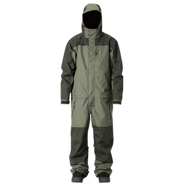 OLIVE 3 - SHOP NEWS | ムラサキスポーツオンラインストア 通販 Person wearing a full-body green waterproof rain/dry suit with hood and boot covers, standing facing forward.