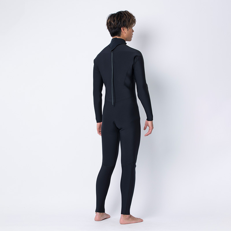 新カテゴリーウエットスーツ【ライトフル】湘南鵠沼店