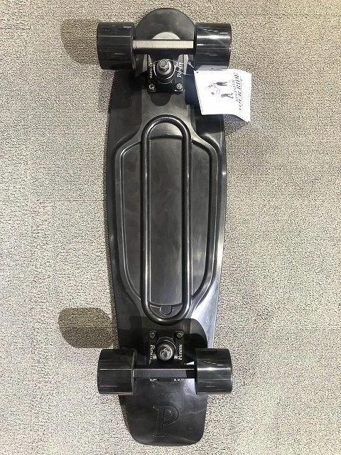 ムラスポ鵠沼【大人気ペニークルーザースケートボード】【CAVER