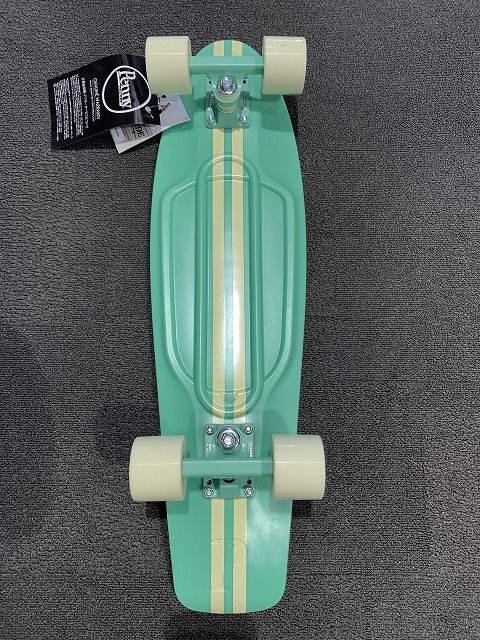 ムラスポ鵠沼【大人気ペニークルーザースケートボード】【CAVER