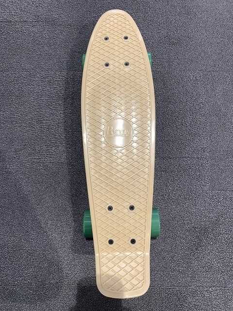 ムラスポ鵠沼【大人気ペニークルーザースケートボード】【CAVER