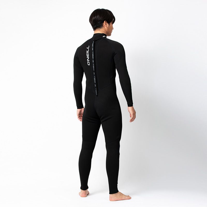 □【3ミリフルスーツウェットスーツ】秋のウエットスーツ