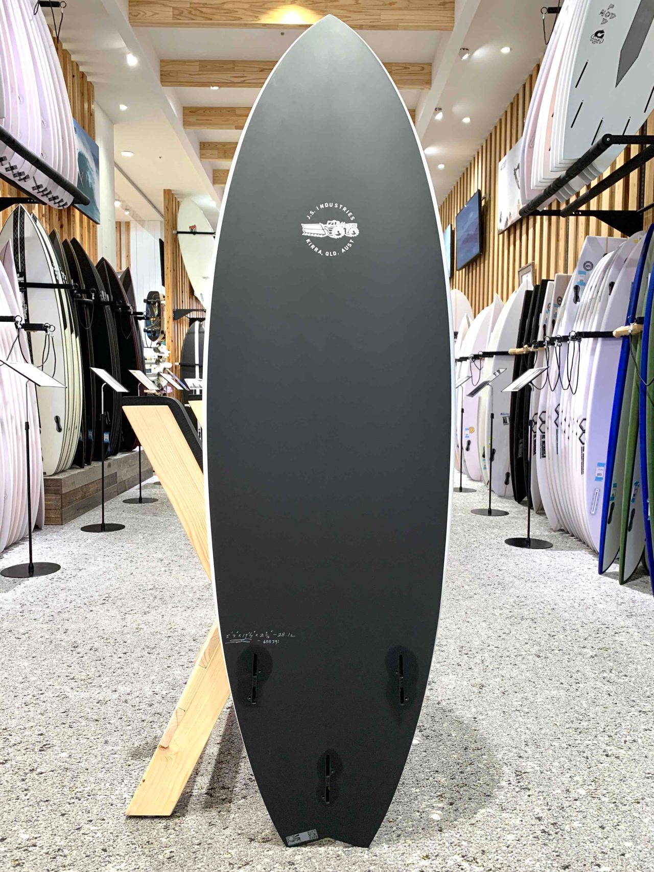 c8e781b2dcd7b820d7bbee8ba9465dda - SHOP NEWS | ムラサキスポーツオンラインストア 通販