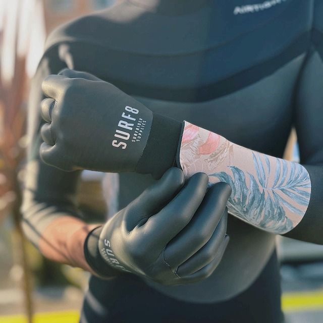 surfGlovesPic1 - SHOP NEWS | ムラサキスポーツオンラインストア 通販