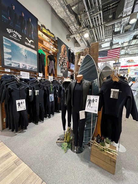 MinatoMiraiWetsuits1 - SHOP NEWS | ムラサキスポーツオンラインストア 通販