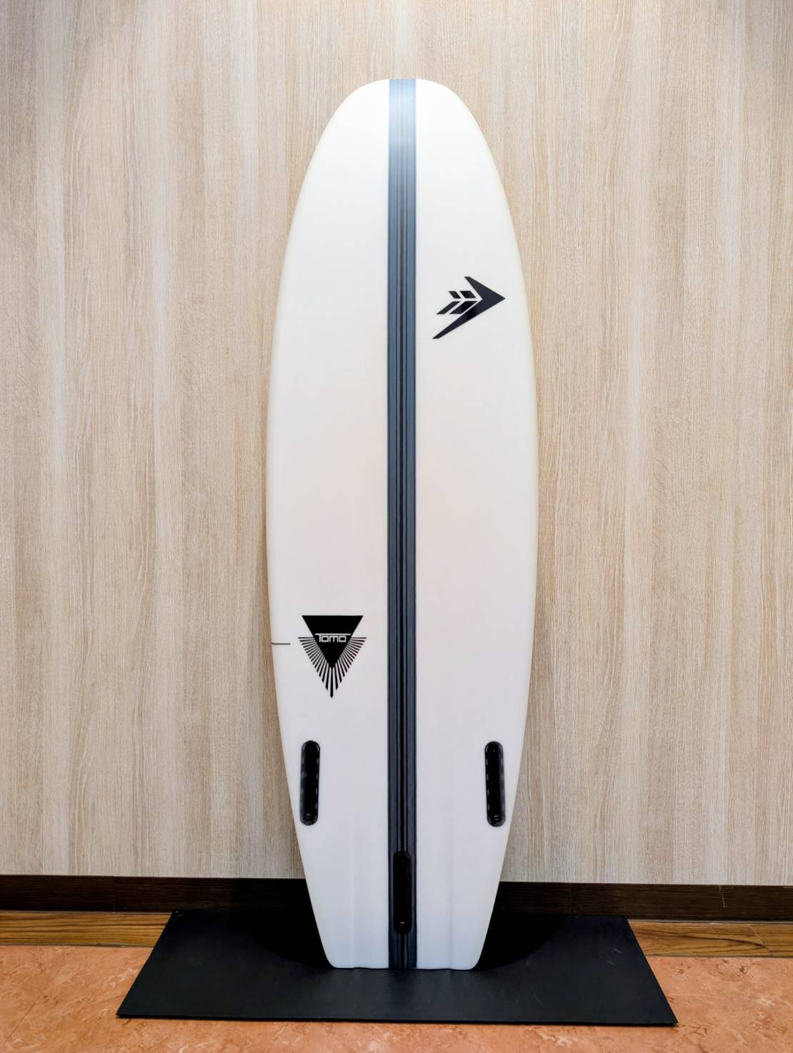 TOMO firewire ファイヤーワイヤー ダニエル　トムソン Amazon | FIREWIRE SURFBOARDS ファイヤーワイヤー サーフボード