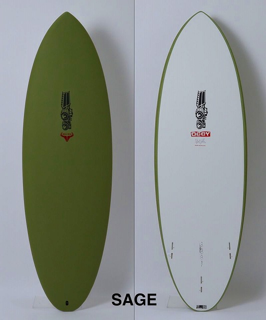 BULL RUN SOFT 2 - SHOP NEWS | ムラサキスポーツオンラインストア 通販 Two surfboards standing upright against a light wall: an olive-green board on the left and a white board with a green edge on the right, both with decals/logos.