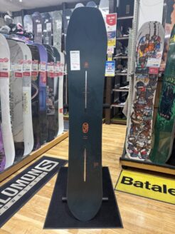 ディレクショナル特集 | ムラサキスポーツの中古スノーボード専門サイト