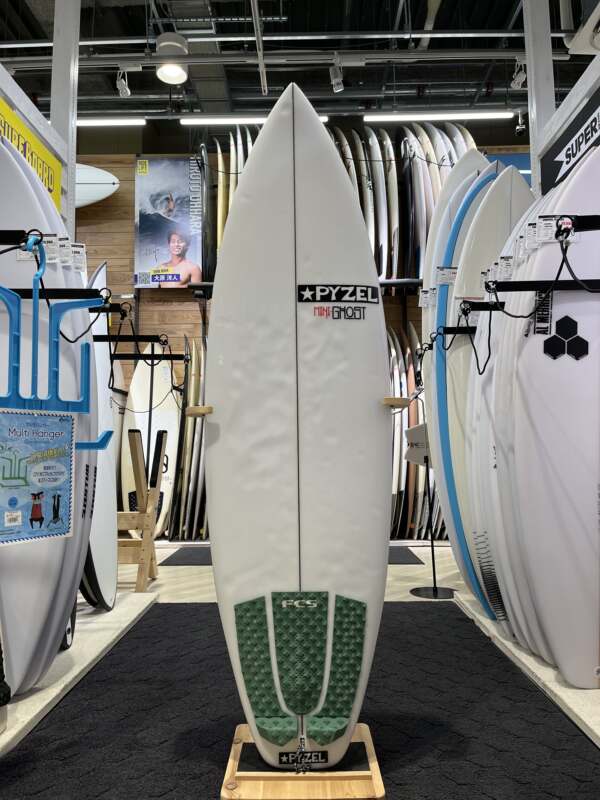PYZEL】MINI GHOST 5'7 | ムラサキスポーツの中古バリューサーフボード PYZEL】MINI GHOST 5'7 | ムラサキスポーツの中古バリューサーフボード