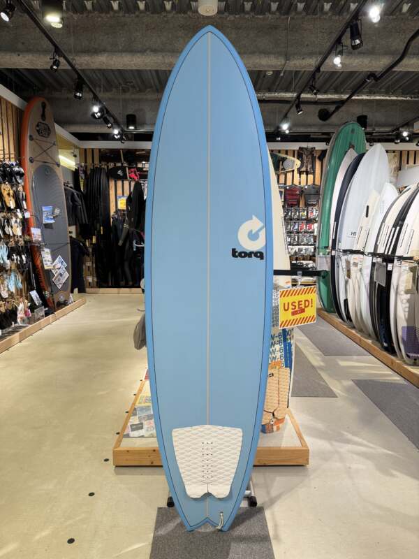送料込み torq ミッドレングス サーフボード MOD FISH 6'10 Torq】Mod Fish 6'10” | ムラサキスポーツの中古バリューサーフボード