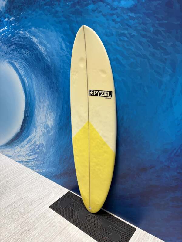 PYZEL】ショートボード 5'6 | ムラサキスポーツの中古バリューサーフボード