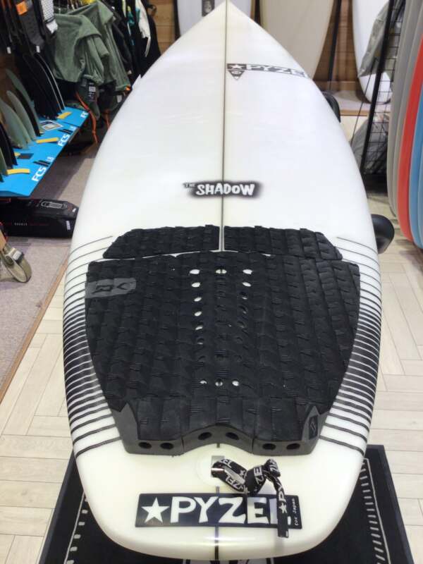 PYZEL】SHADOW5'9 | ムラサキスポーツの中古バリューサーフボード
