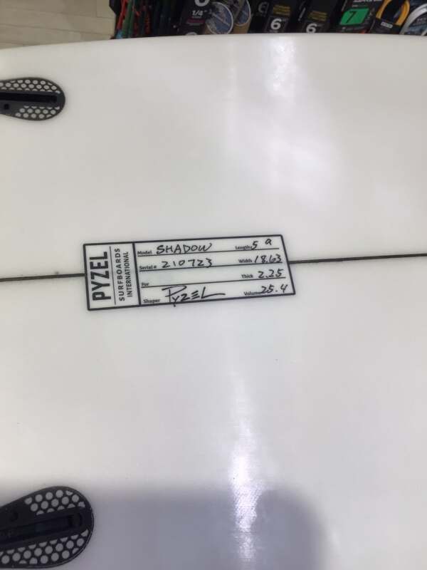 PYZEL】SHADOW5'9 | ムラサキスポーツの中古バリューサーフボード