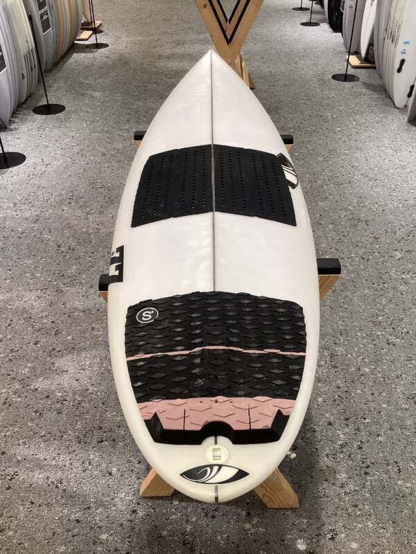 SHARPEYE】#77 5'10”1/2 | ムラサキスポーツの中古バリューサーフボード