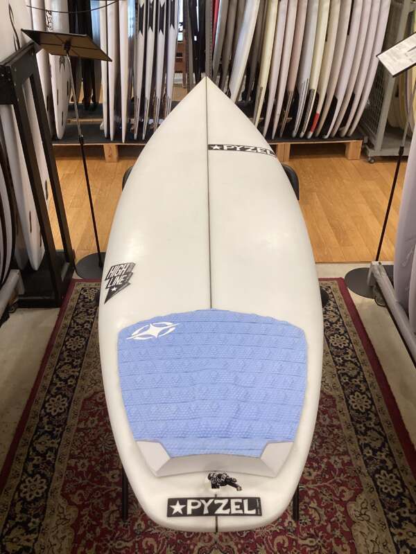【未使用品】PYZEL HIGH LINE 5'11 ショートボード PYZEL】HIGHLINE 5'11” | ムラサキスポーツの中古バリューサーフボード