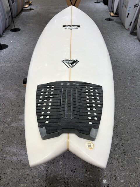SUPERBRAND】SERIALTRY 5'8 | ムラサキスポーツの中古バリューサーフボード