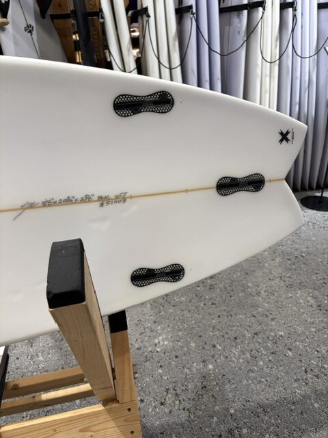 SUPERBRAND】SERIALTRY 5'8 | ムラサキスポーツの中古バリューサーフボード