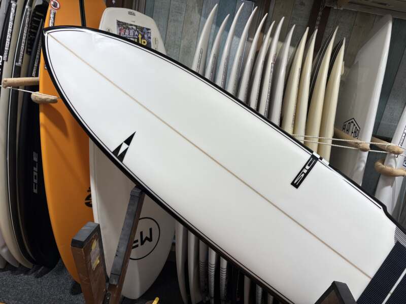 SIC】PISTOL WHIP 6'10 | ムラサキスポーツの中古バリューサーフボード