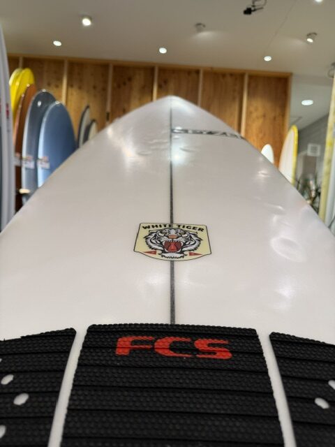 PYZEL】WHITE TIGER 5'8” | ムラサキスポーツの中古バリューサーフボード