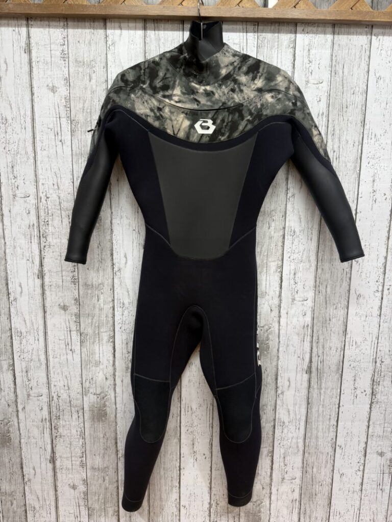 BEWET フルスーツ　M BE WET】メンズコールドフルスーツ ORDERサイズ(身長168㎝体重68kg