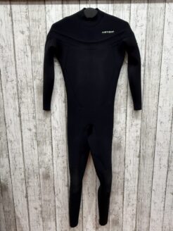 ムラサキスポーツの中古ウェットスーツ専門サイト USED MURASAKI